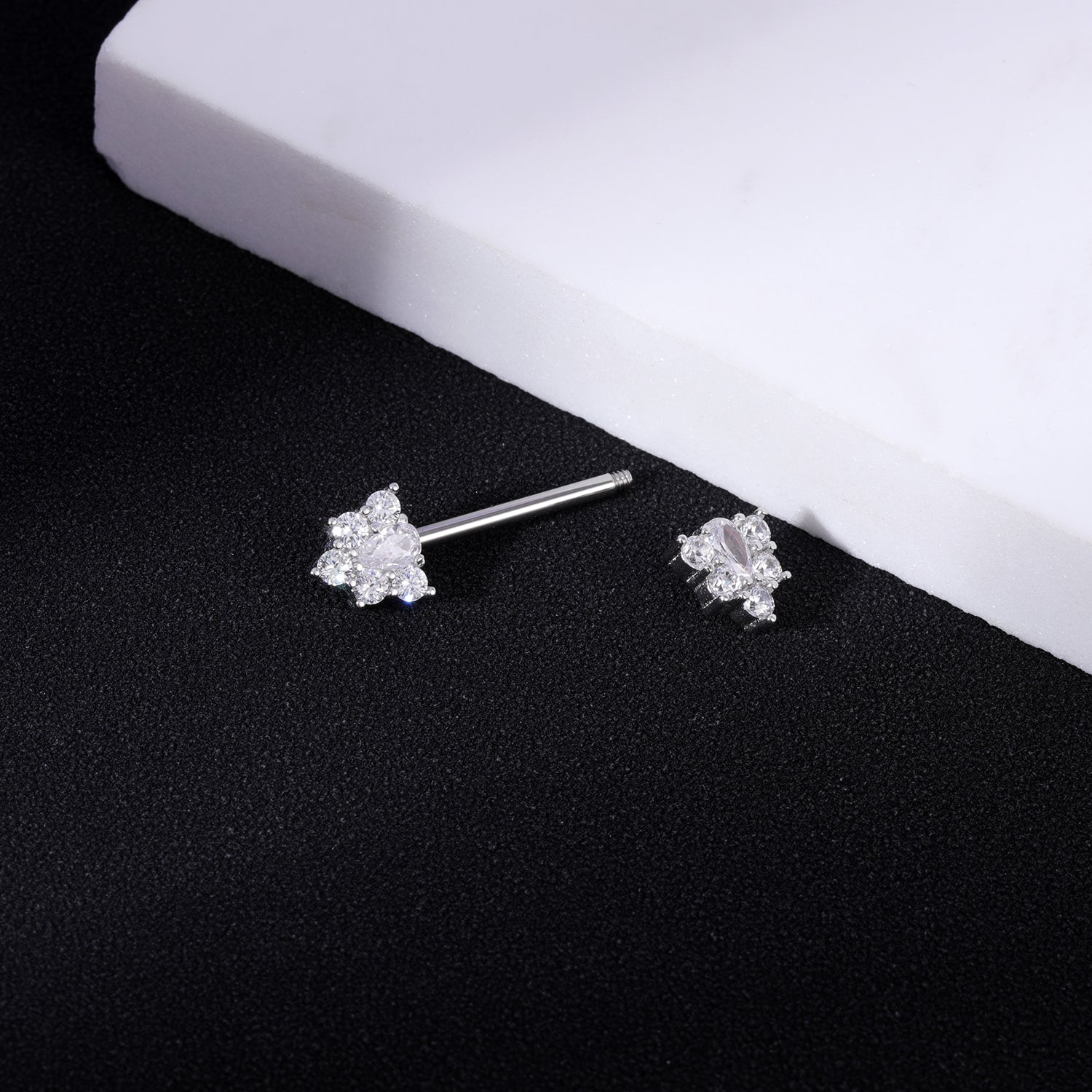 2Pcs 14G Spike Nipple Rings White Crystal Nipple Piercing Barbell Jewelry