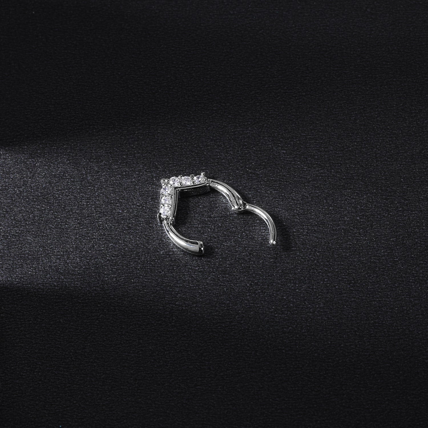 16g-v-shape-septum-clicker-nose-ring-white-crystal-cartilage-helix-piercing